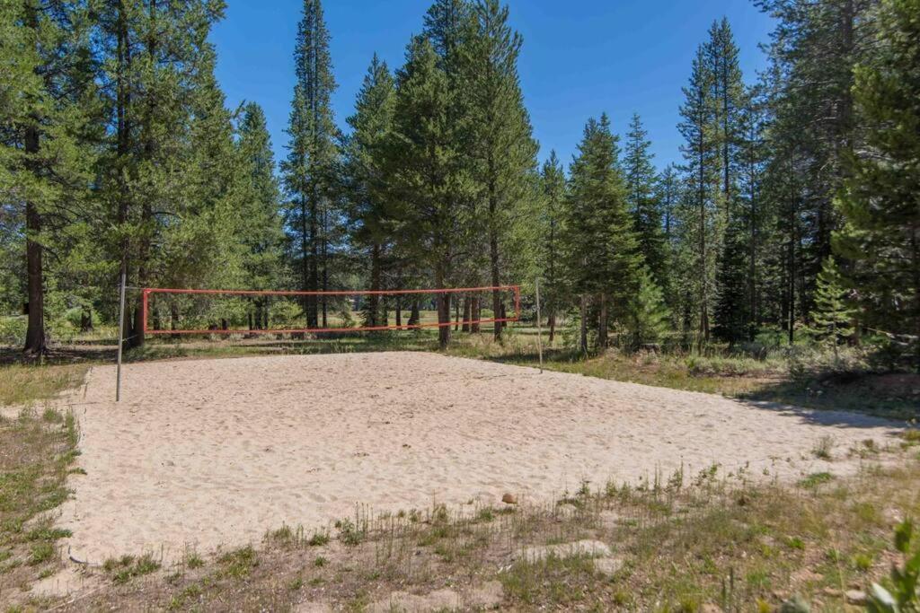 3Br Tahoe Donner Cabin With Hoa Perks Like Pools Hot-Tub Minutes To Trails Lake Golf Truckee Exterior foto