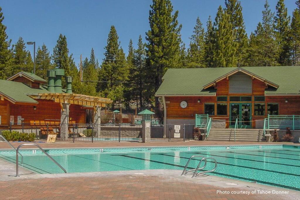 3Br Tahoe Donner Cabin With Hoa Perks Like Pools Hot-Tub Minutes To Trails Lake Golf Truckee Exterior foto