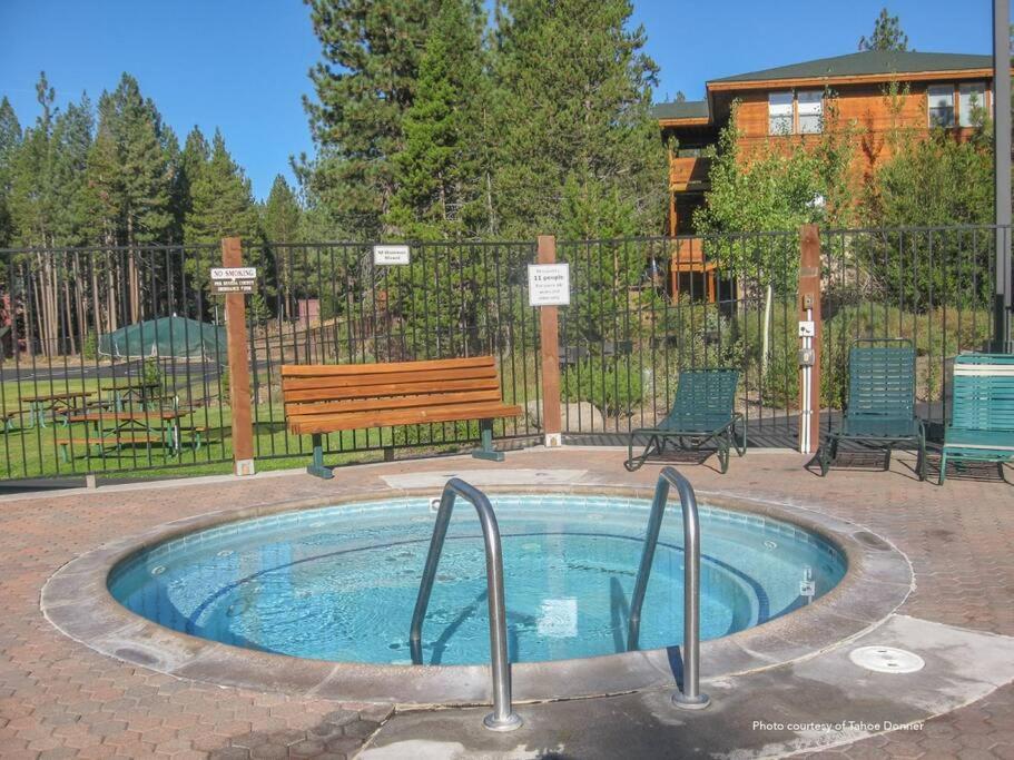 3Br Tahoe Donner Cabin With Hoa Perks Like Pools Hot-Tub Minutes To Trails Lake Golf Truckee Exterior foto